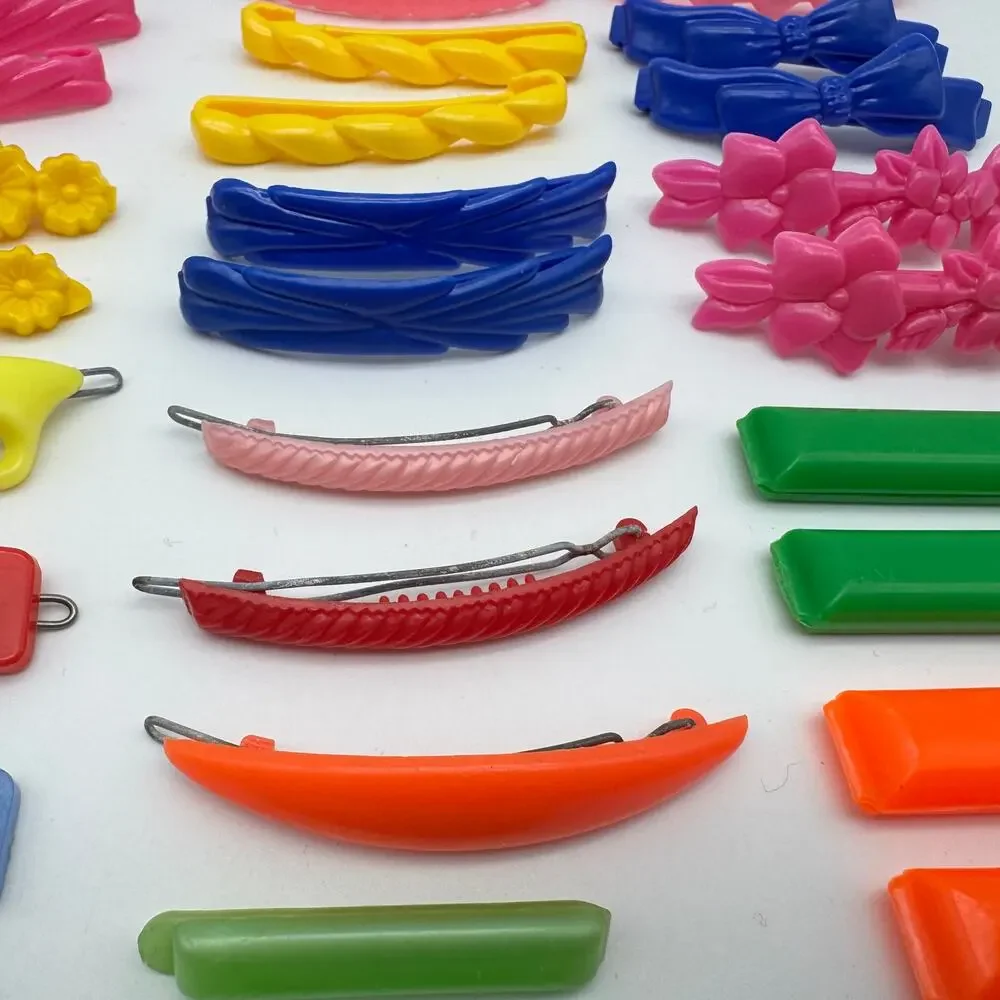 Vintage Hair Barrettes Lot Plastic Bows Flowers Clips Hair Dresser Some Modern